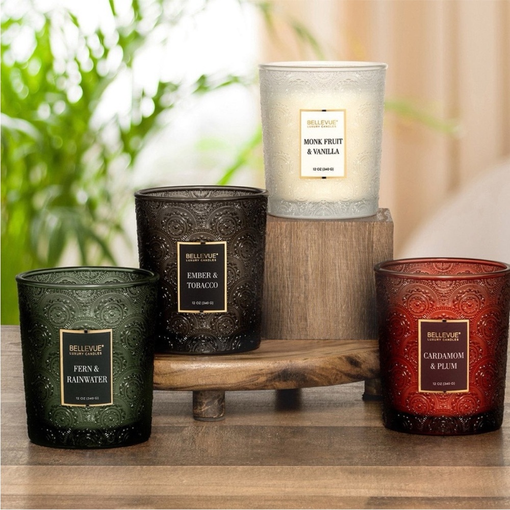 Bellevue Double Wick 12 oz
Luxury Candle ~ FERN AND
RAINWATER ~ New! - Picture 2 of 9